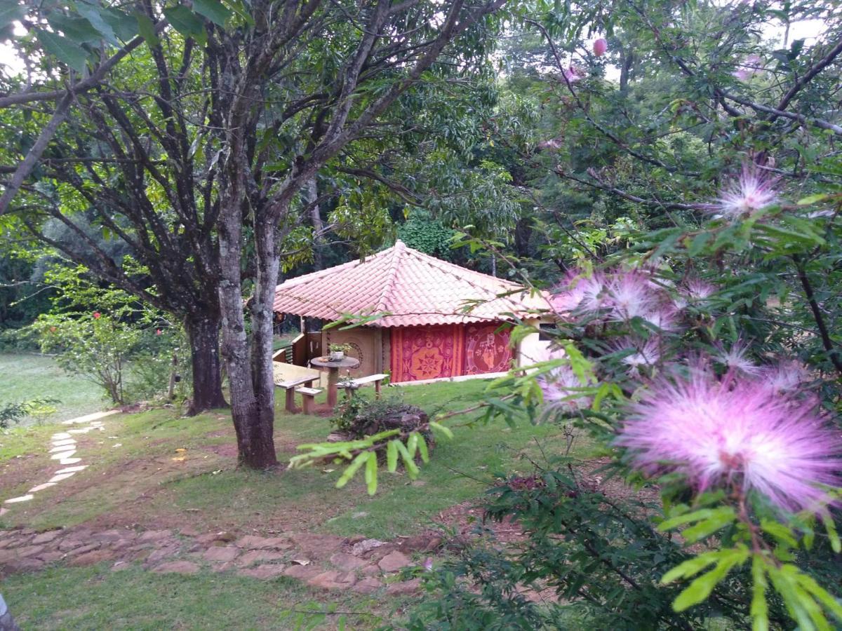 Govinda Moeda Pousada Esterno foto